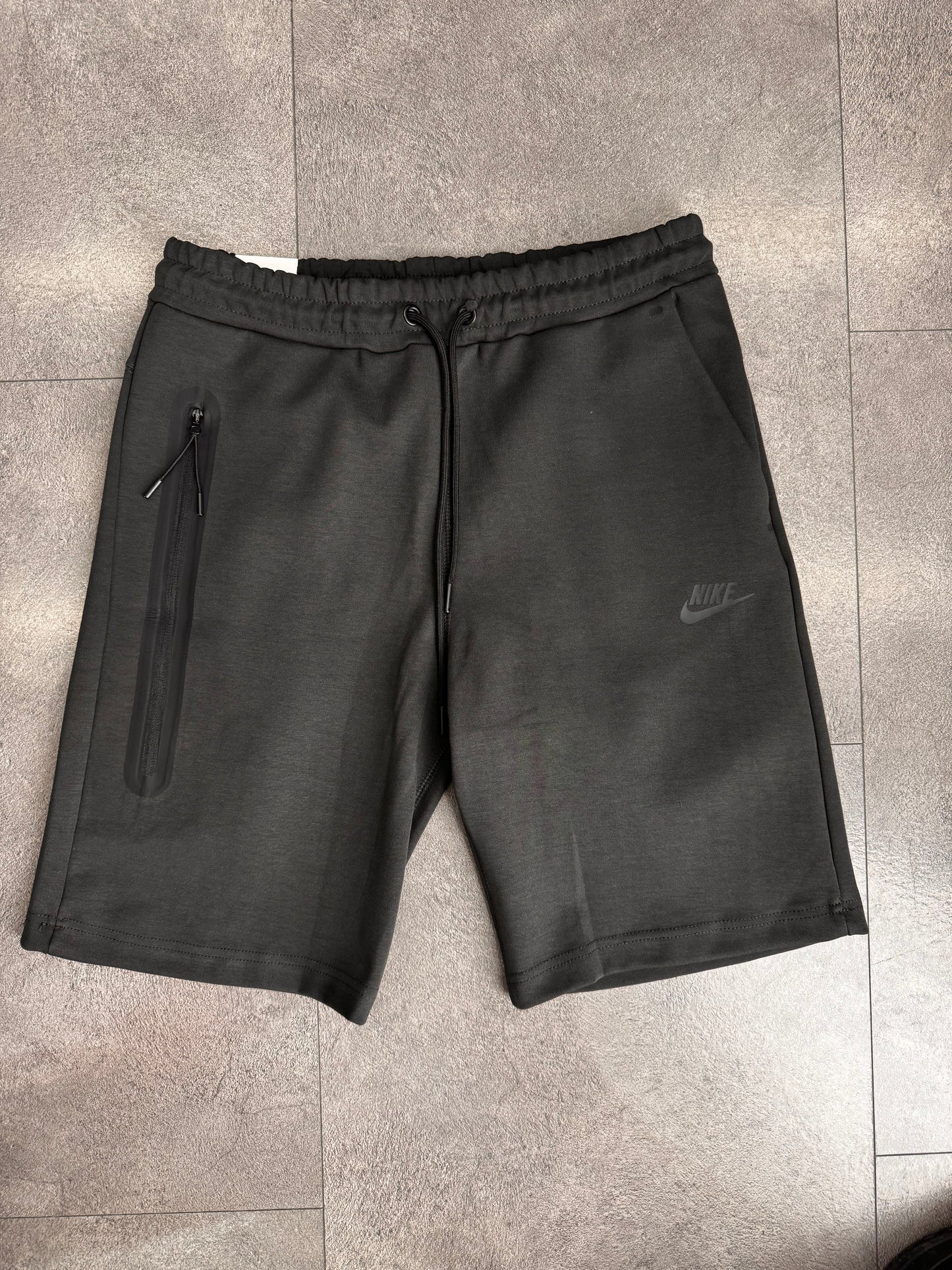 NIKE TECH 2025 1PCS ΣΚΟΥΡΟ ΓΚΡΙ