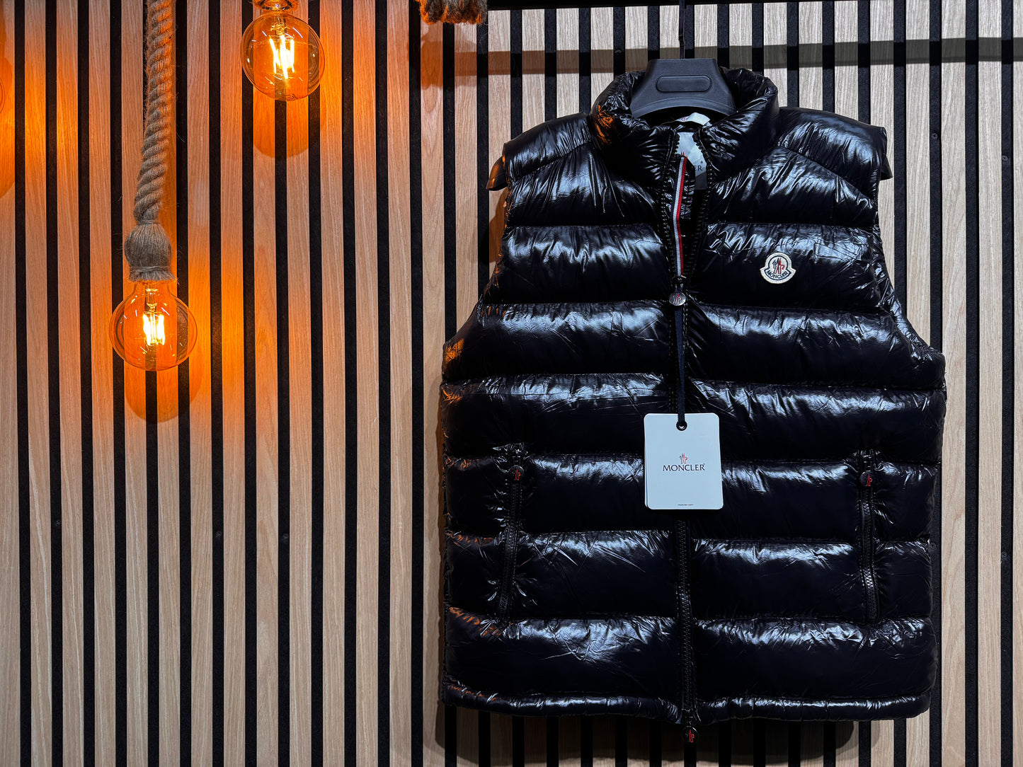 Moncler - M52877