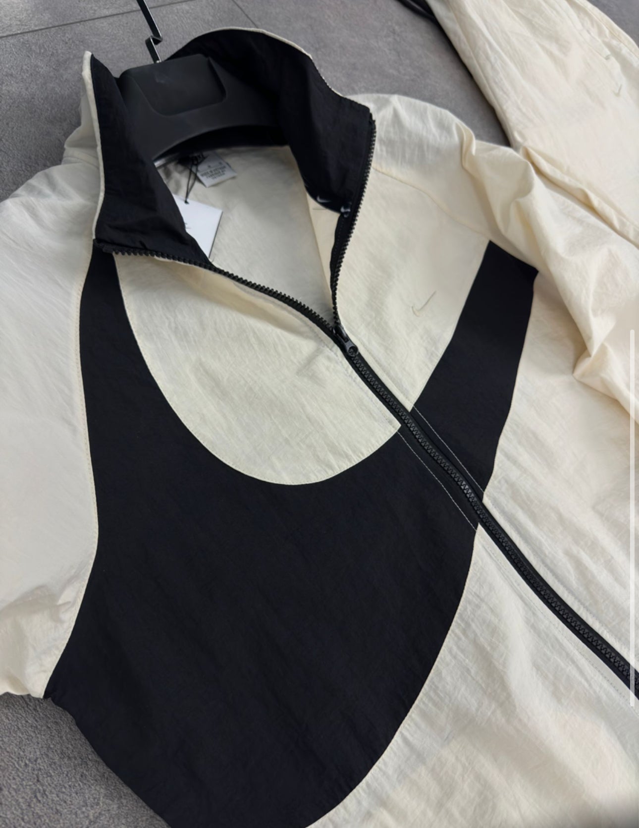 Σετ Nike - Sw02 Άσπρο Ζακέτα & Παντελόνι