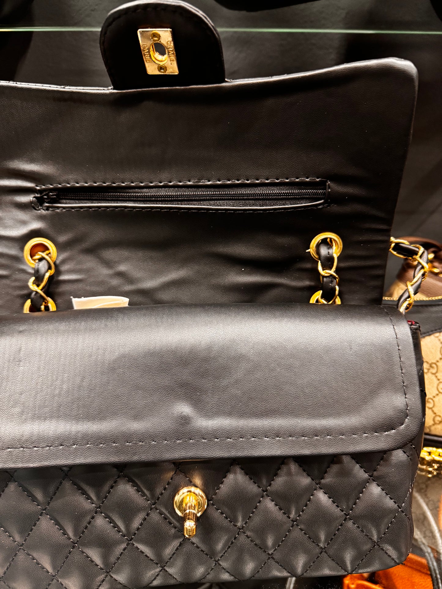 CHANEL CLASSIC FLAP BAG BLACK
