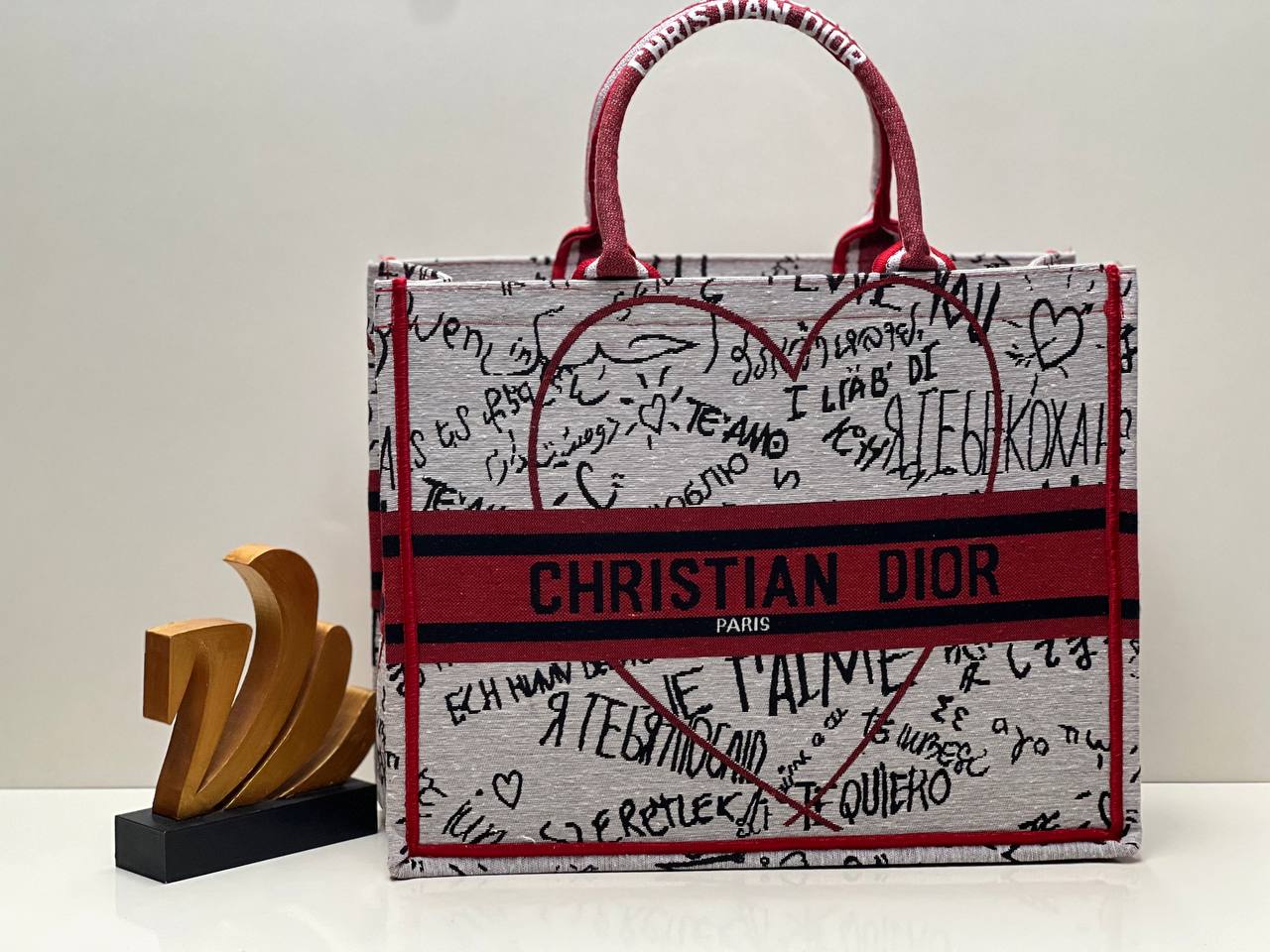 CHRISTIAN DIOR BAG -028