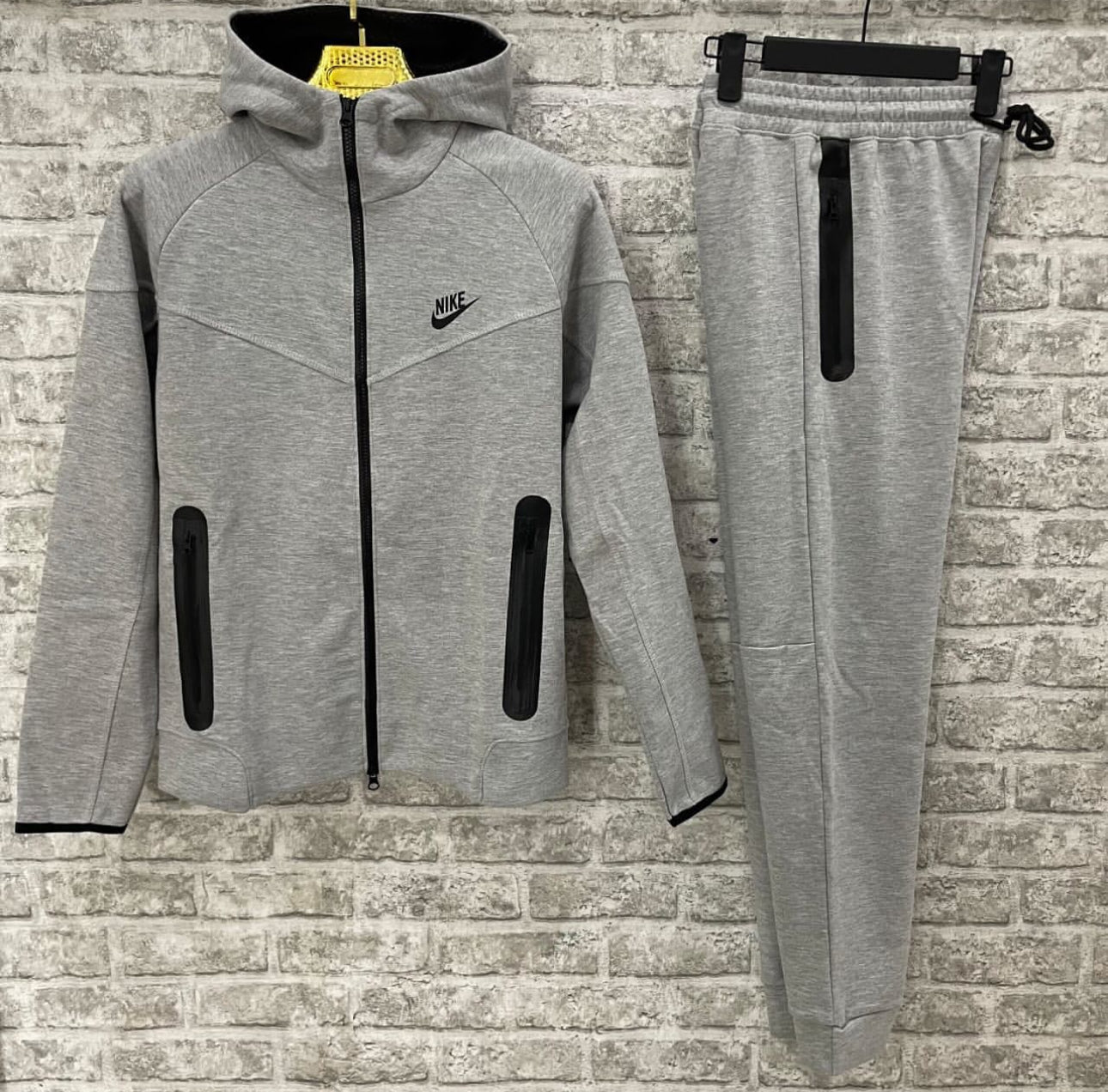 Nike Tech Fleece Gr-126 rl