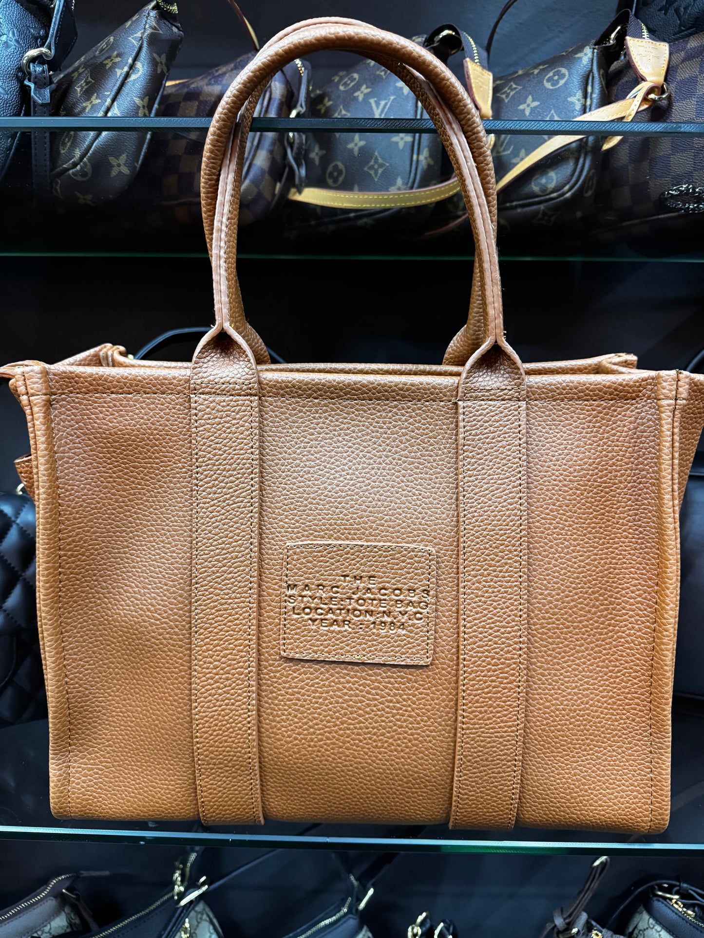 Marc Jacobs - The Large Tote bag coffee