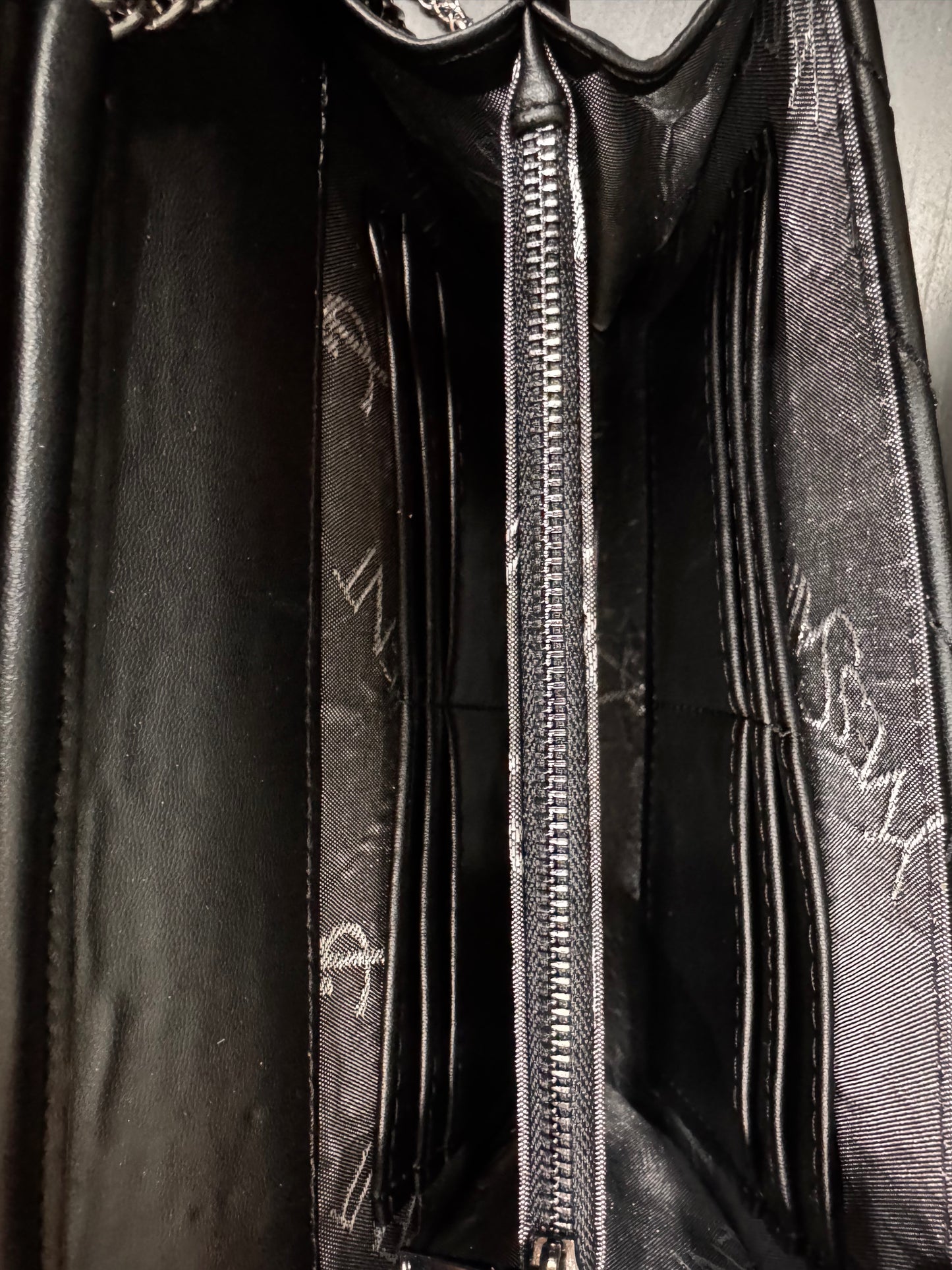 SAINT LAURENT Loulou medium leather shoulder bag