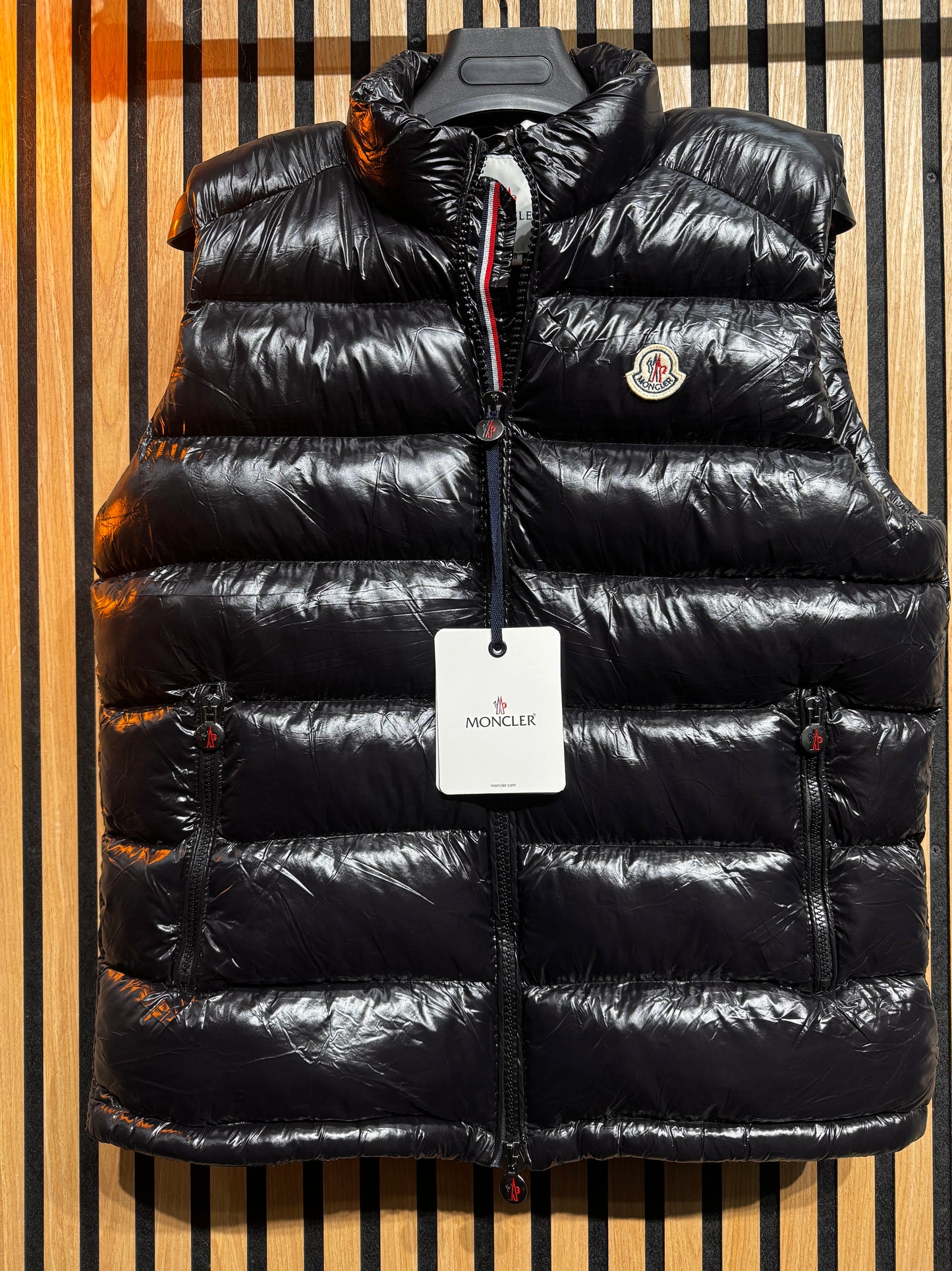 Moncler - M52877
