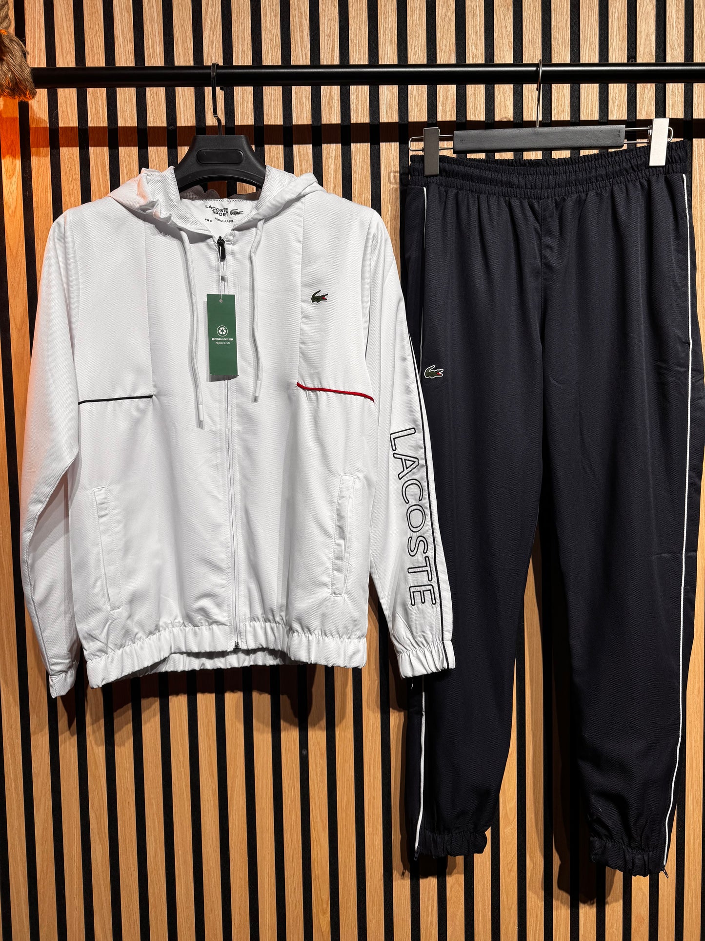 Σετ Lacoste - Gv11175 Άσπρο Ζακέτα & Μαύρο Παντελόνι