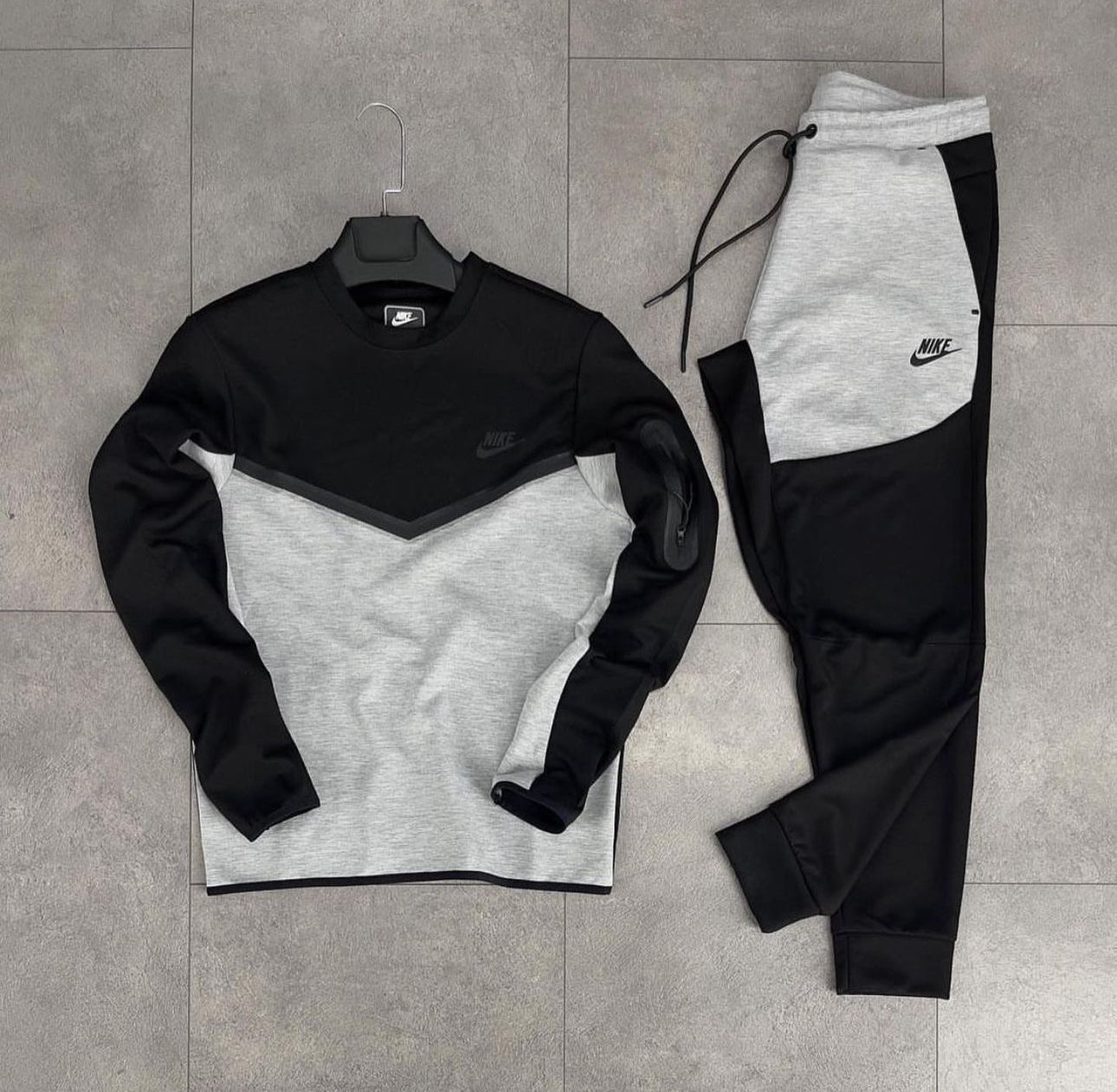 Nike Tech ensemble Gr-146 rl