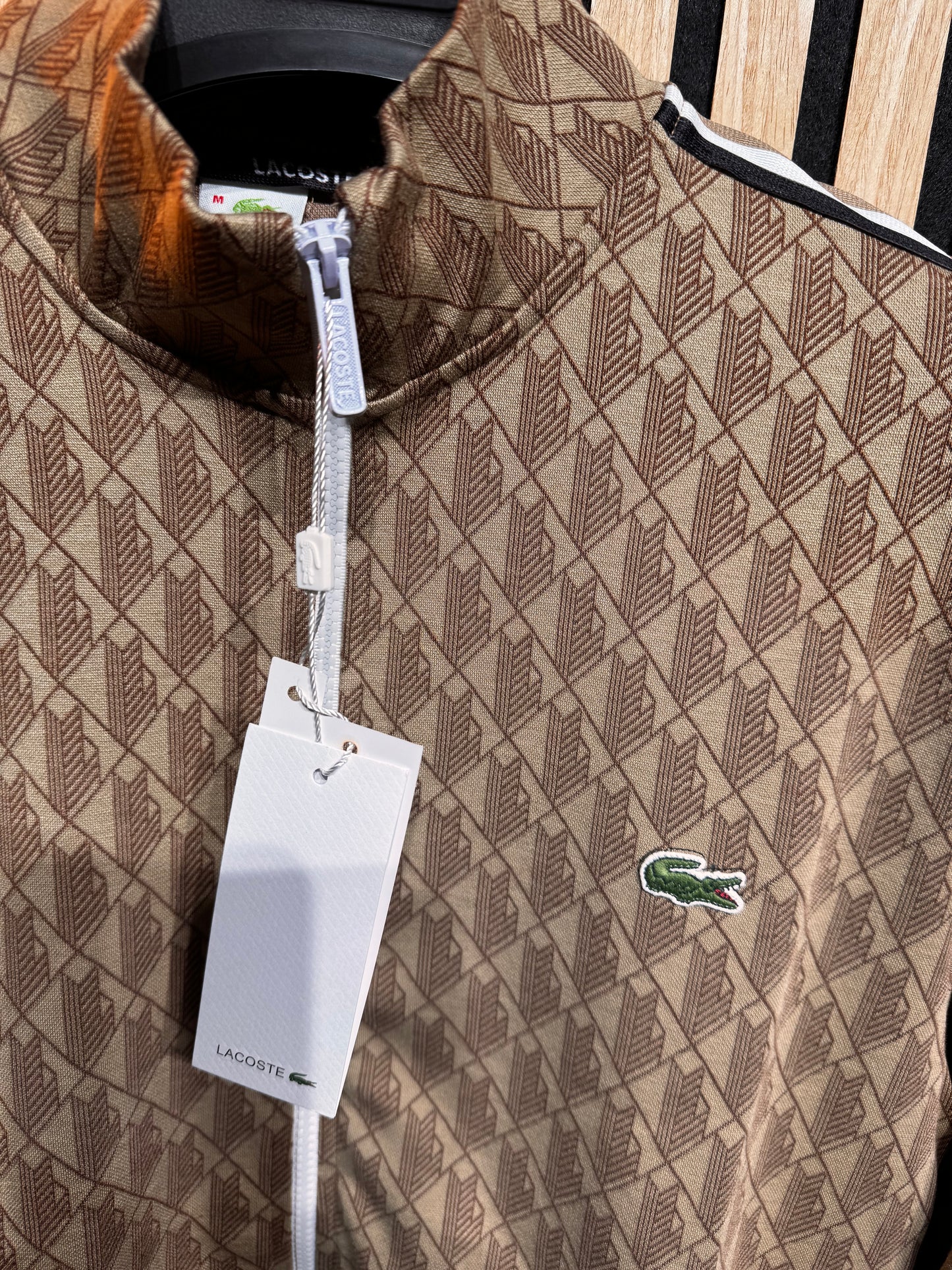 Σετ Lacoste - Gv11197 Καφέ Ζακέτα & Παντελόνι