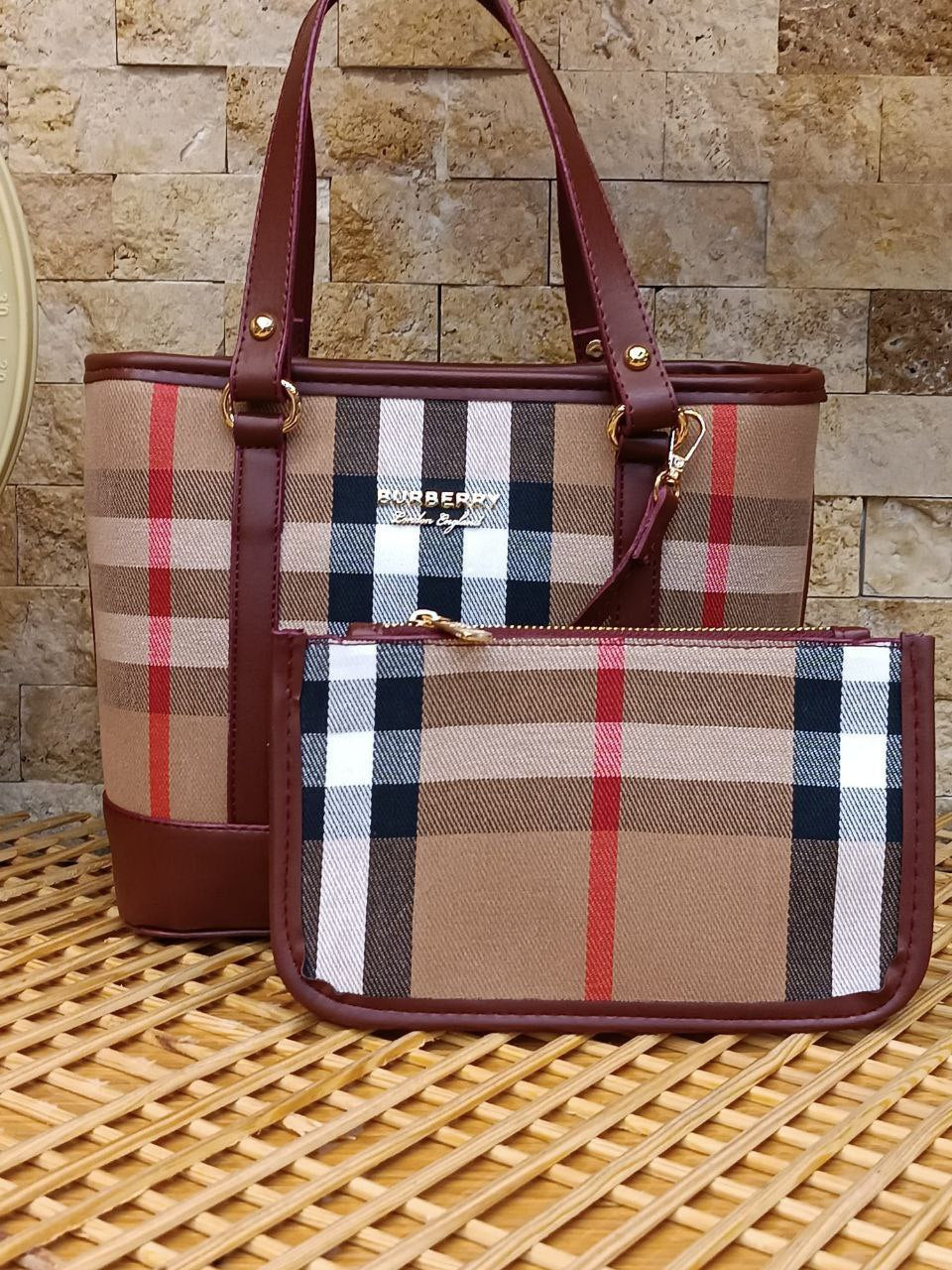 BURBERRY BAG -063