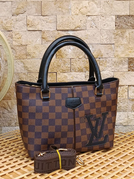 LUIS VUITTON BAG -075