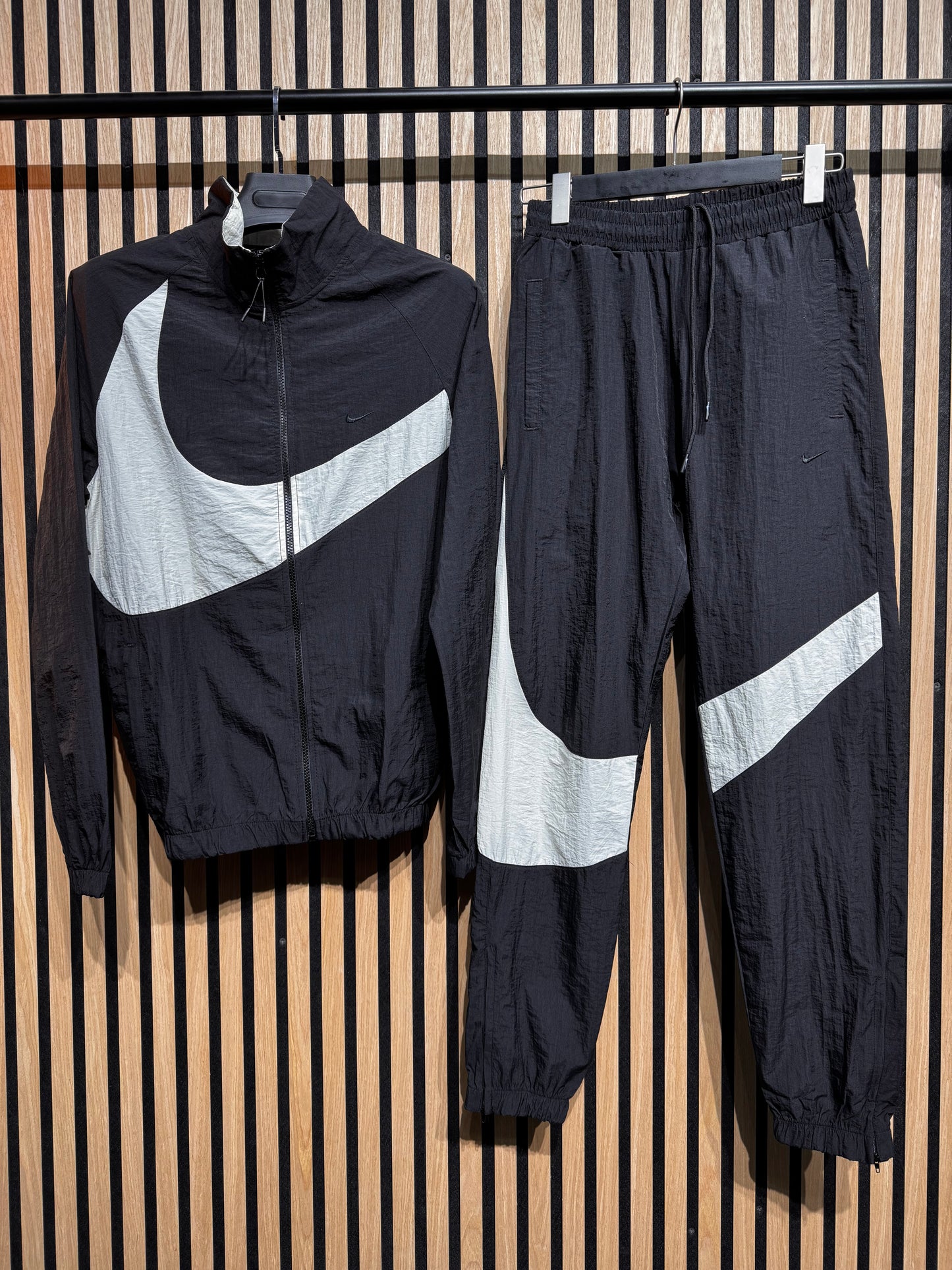 Σετ Nike - Sw01 Μαύρο Ζακέτα & Παντελόνι