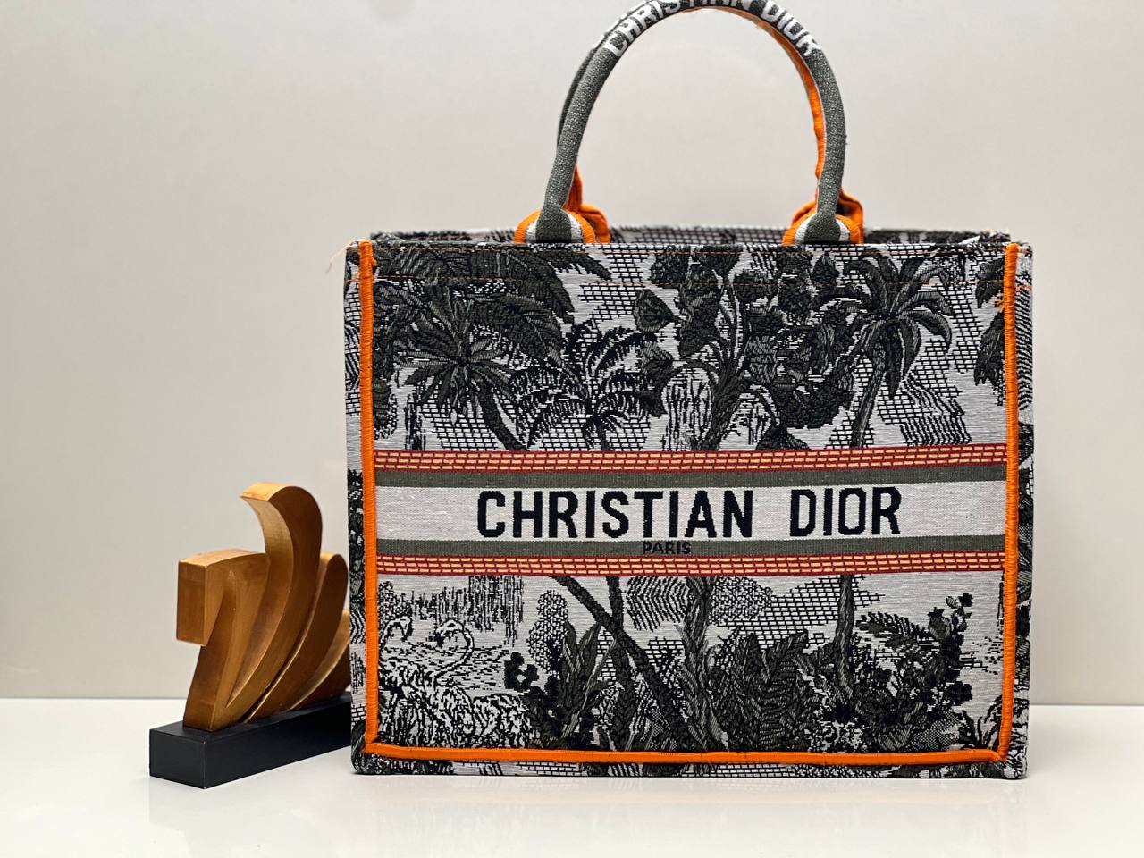 CHRISTIAN DIOR BAG -035