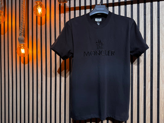 Moncler - M11680