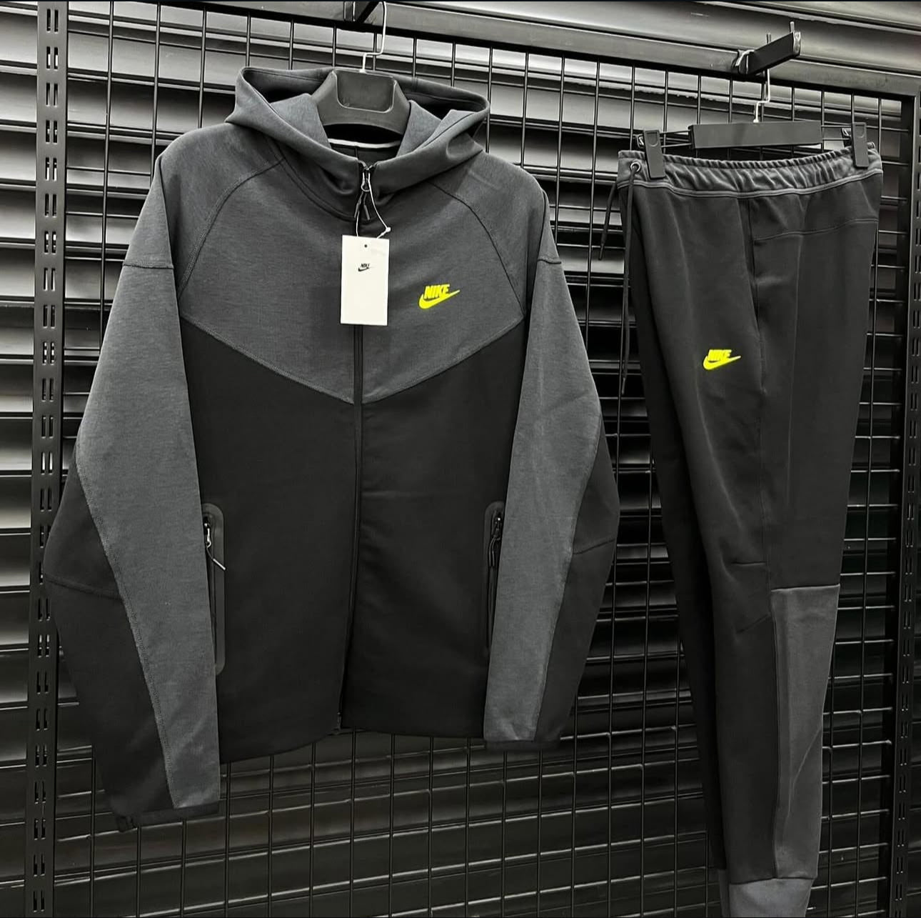 Set Nike Tech -N723 rl