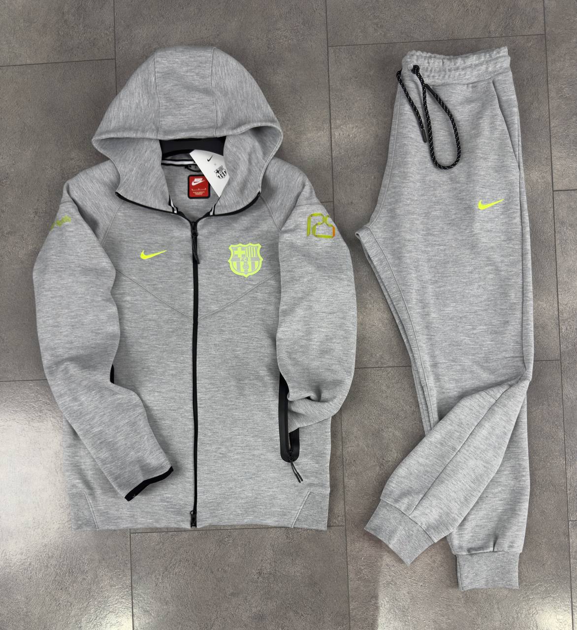 Set Nike Tech - 2025 Barcelona Γκρι rl