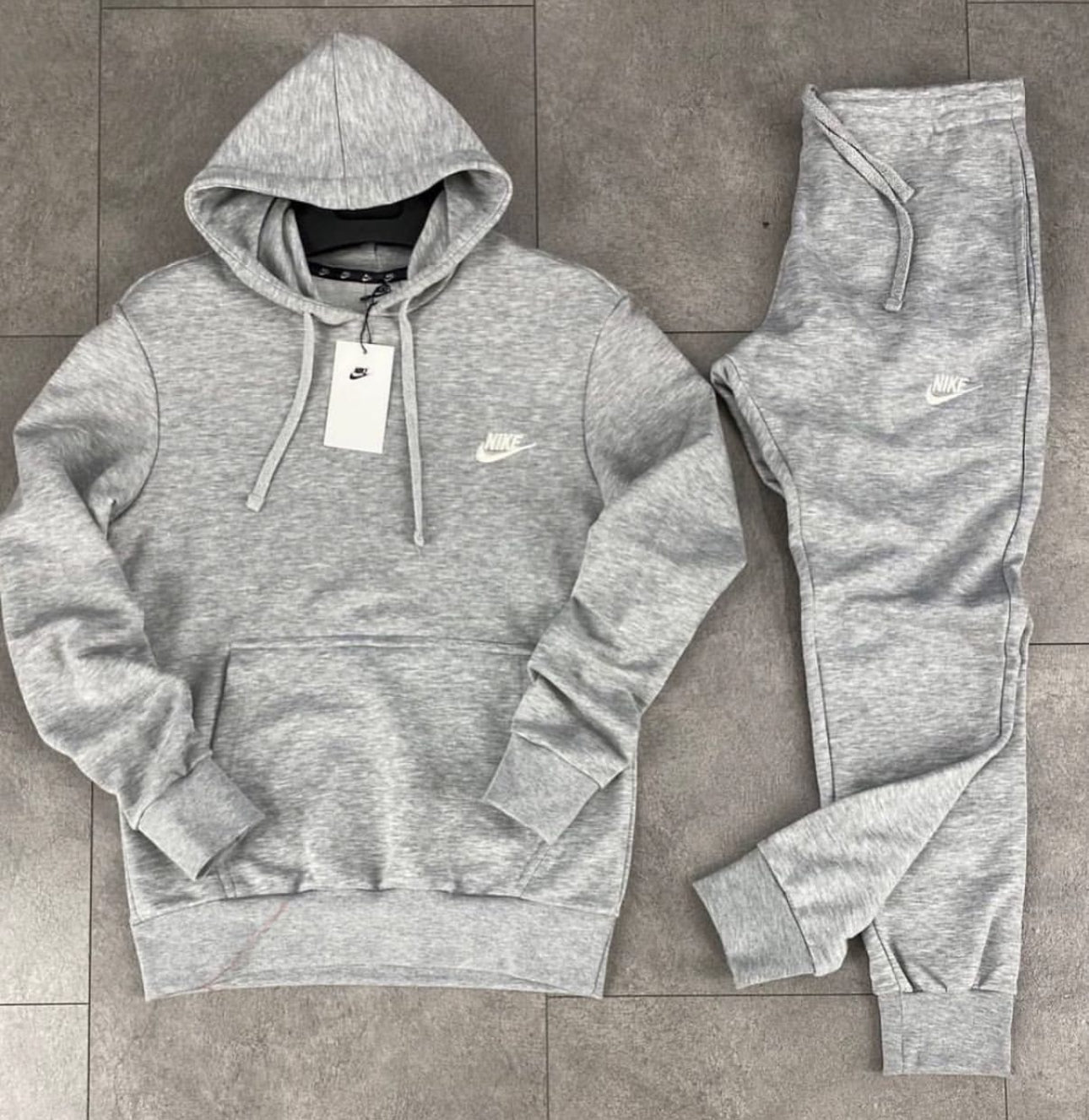 Nike Lifestyle ensemble Gr-131 rl