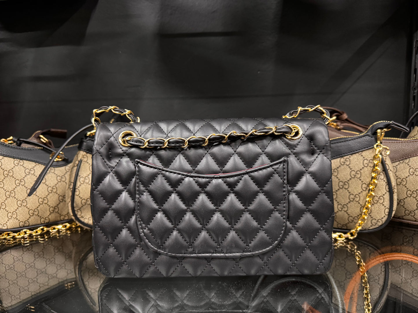 CHANEL CLASSIC FLAP BAG BLACK