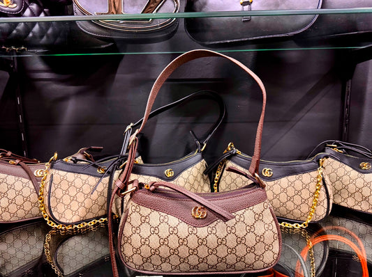 GUCCI Ophidia - Καφέ μπεζ διακοσμημένη με ανάγλυφη δερμάτινη επένδυση με εμπριμέ επικάλυψη και καμβά GUCCI