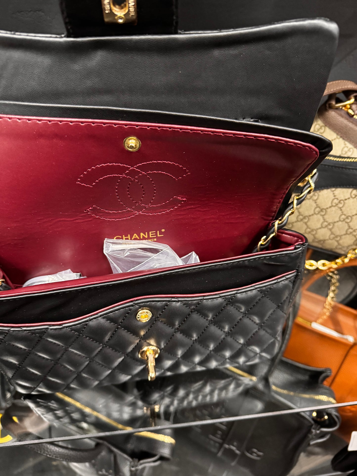 CHANEL CLASSIC FLAP BAG BLACK