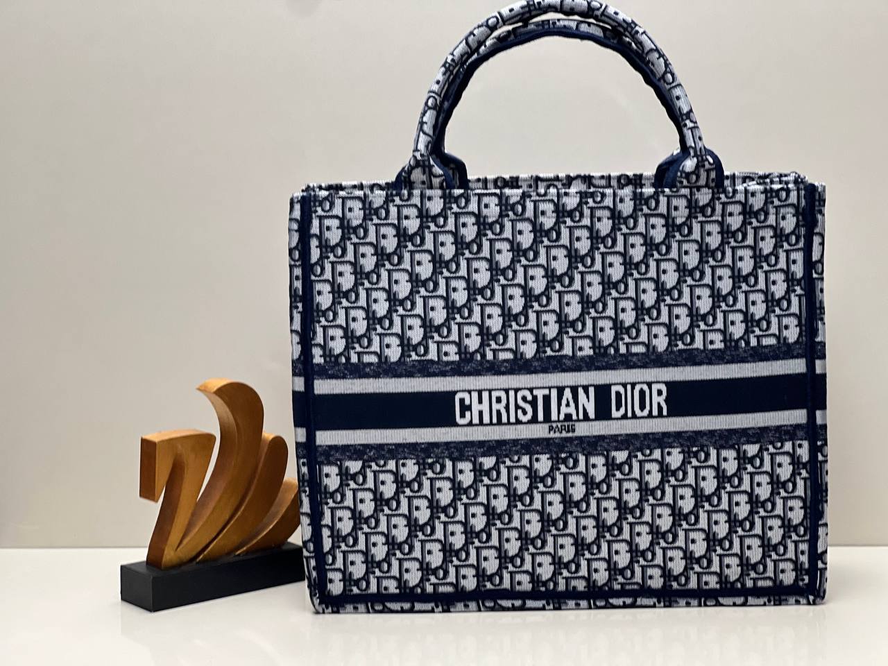 CHRISTIAN DIOR BAG -025