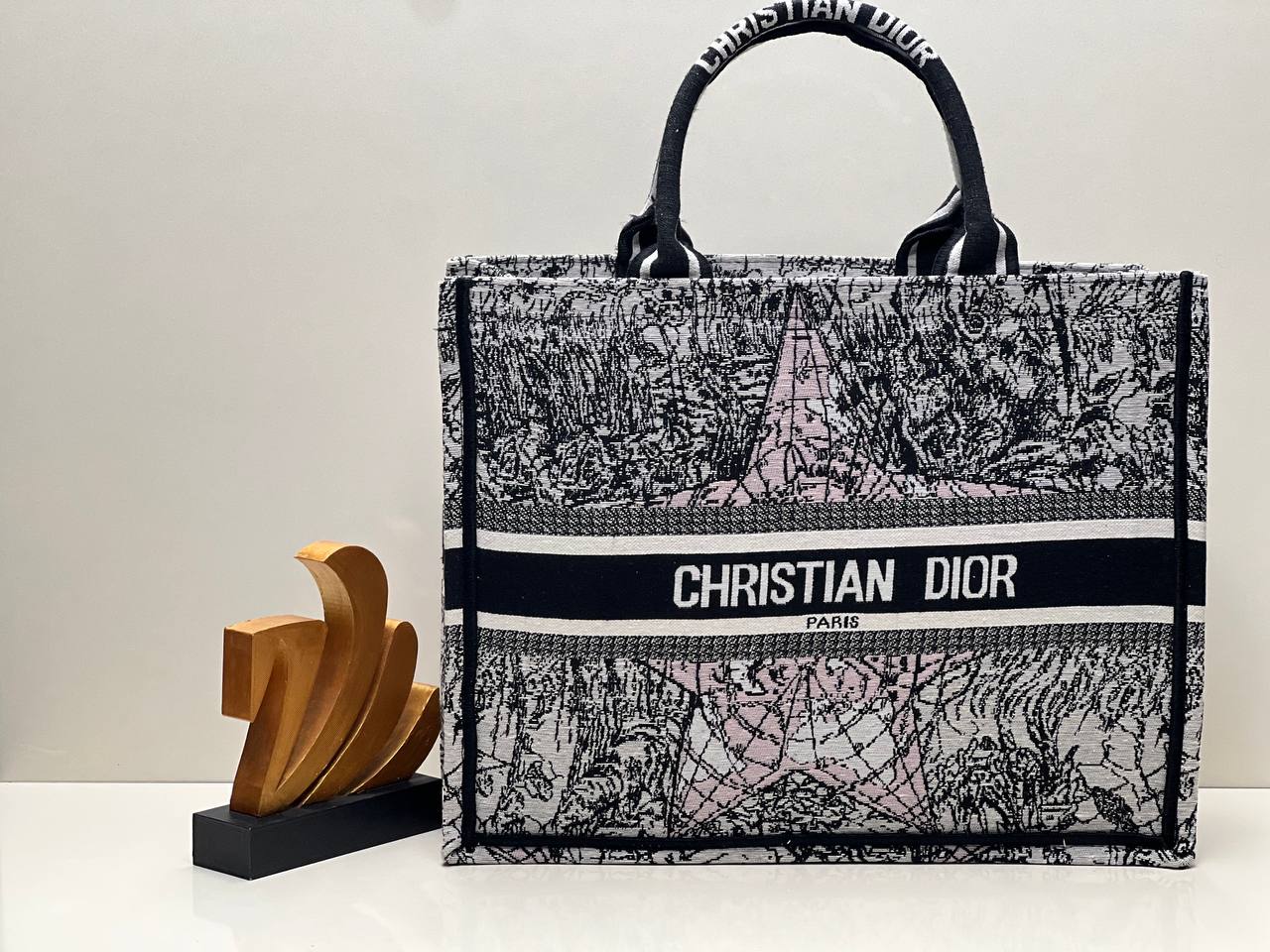 CHRISTIAN DIOR BAG -030