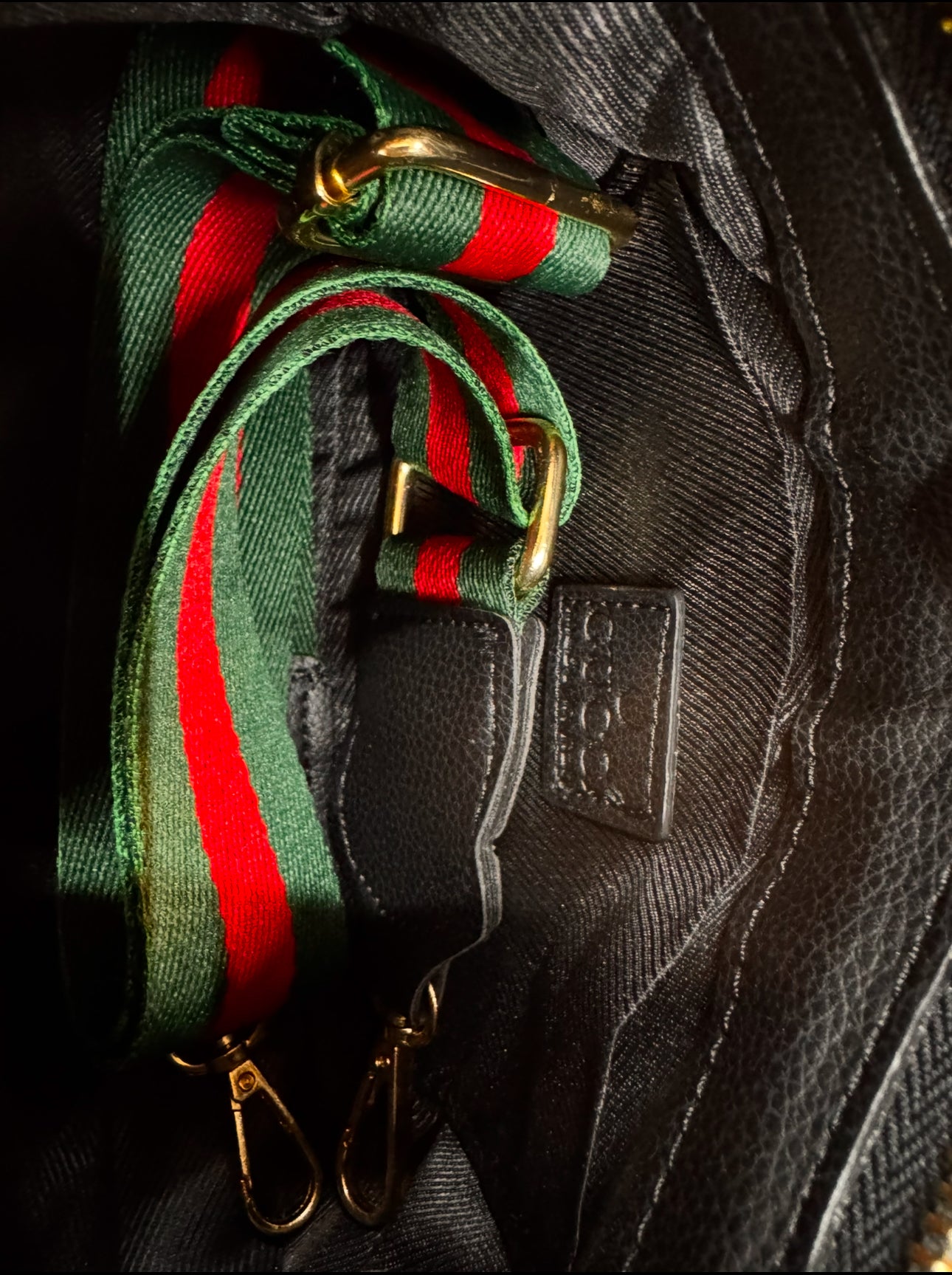 GUCCI Ophidia - Καφέ μπεζ διακοσμημένη με ανάγλυφη δερμάτινη επένδυση με εμπριμέ επικάλυψη και καμβά GUCCI