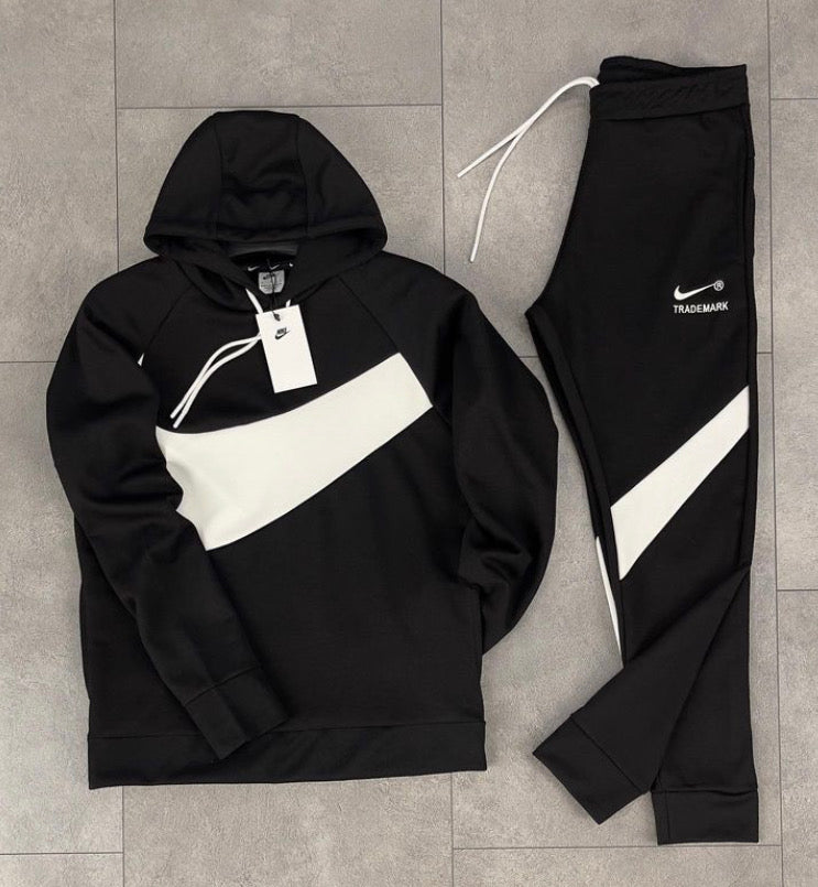 Nike Swoosh Lifestyle Gr-217 rl