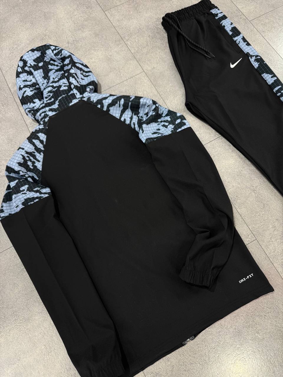 Set Nike Dry Fit - frm -010