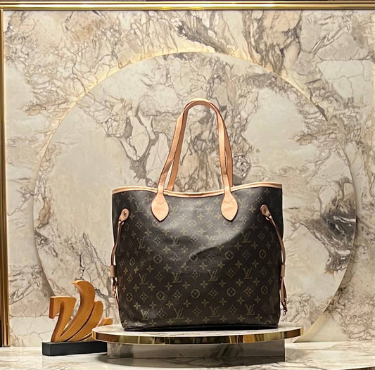 LUIS VUITTON BAG -017