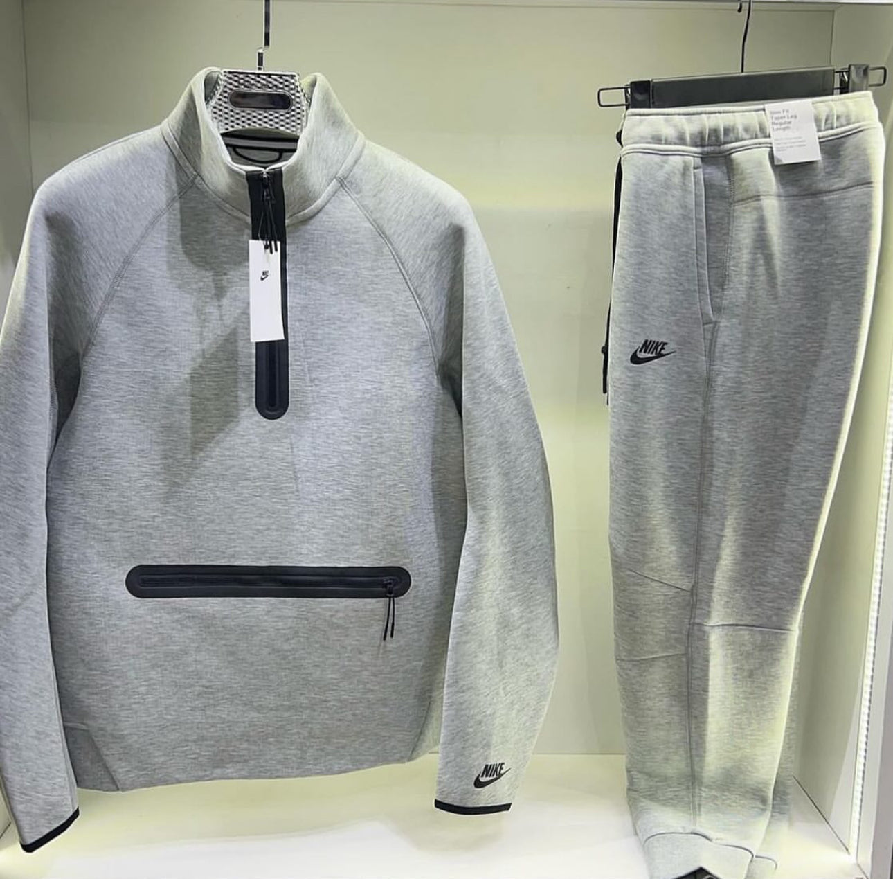 Nike Tech Fleece Gr-110 rl